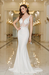 Beautiful White Long Mermaid Lace Appliques V-neck Backless Wedding Dresses