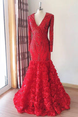 V-neck Long Sleeve Appliques Lace Floor Length Mermaid Prom Dress
