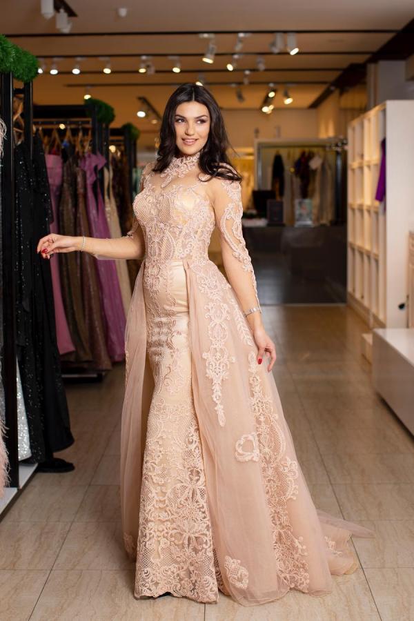 Elegant Long Sleeves Mermaid High Neck Lace Tulle Formal Evening Dress
