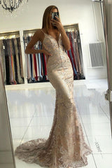 Long Sweetheart Spaghetti Straps Appliques Lace Floor Length Mermaid Prom Dress