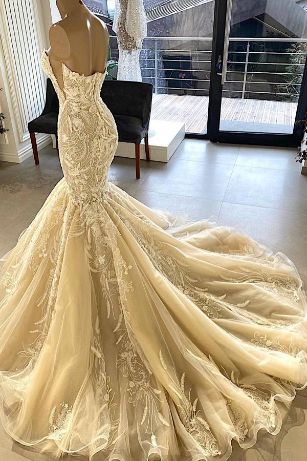 Charming Sweetheart Sleeveless Long Mermaid Wedding Dress with Appliques