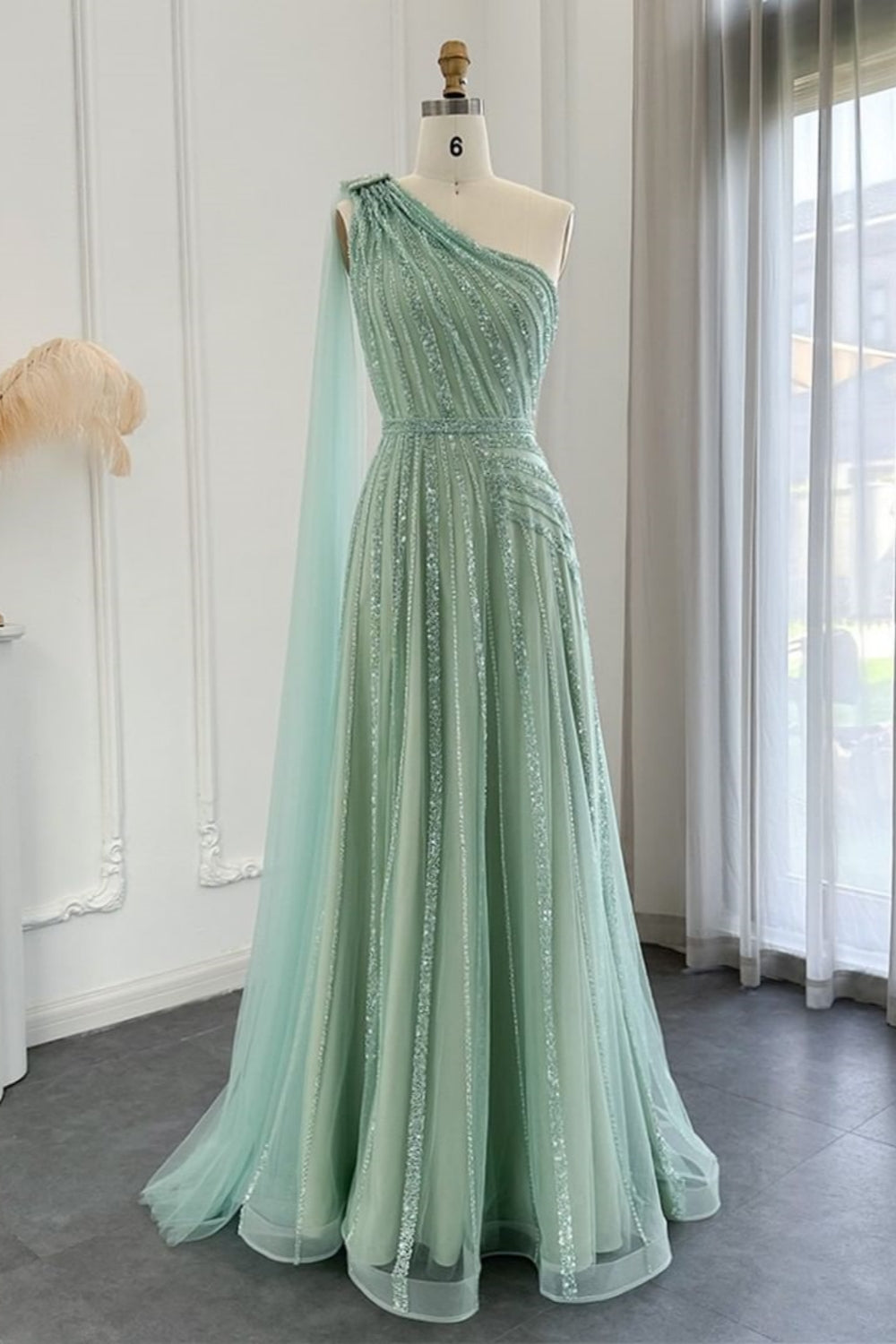 Luxury Long A-line One Shoulder Shinny Beadings Tulle Formal Prom Dresses