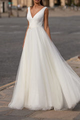 Elegant Long A-line V-neck Floor Length Tulle Sleeveless Wedding Dresses