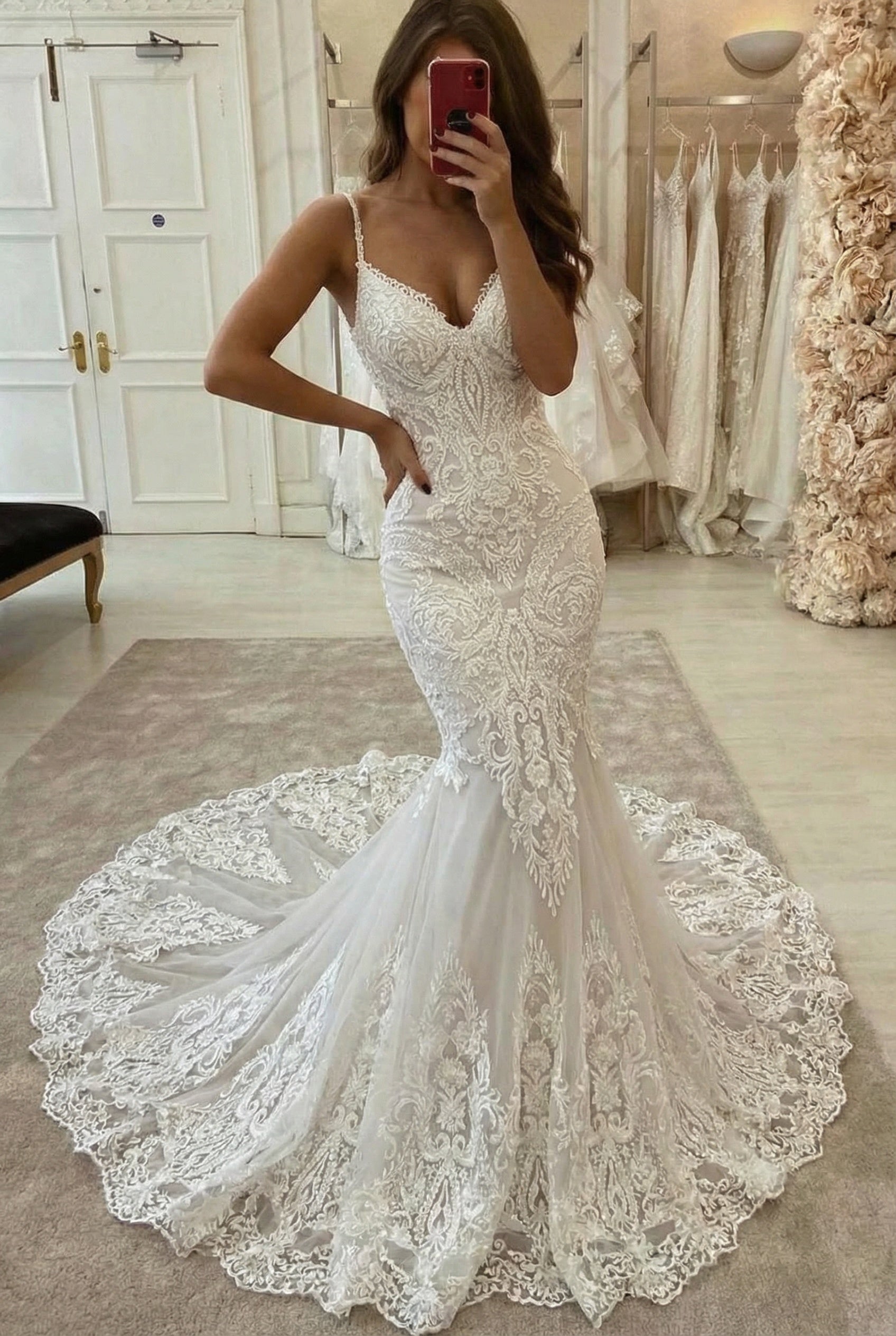 Elegant Long Sweetheart Open Back Appliques Lace Tulle Mermaid Wedding Dress