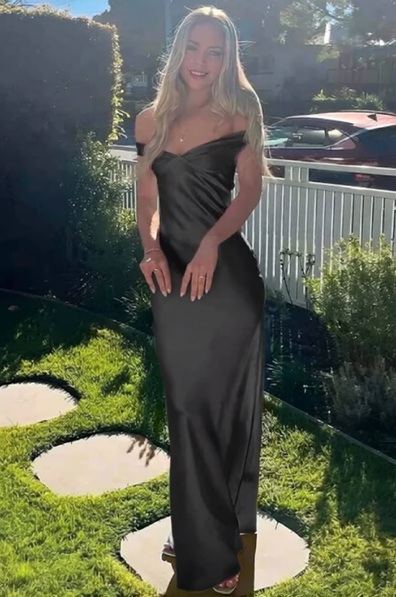 Elegant Off-the-Shoulder Backless Mermaid Satin Prom Dress