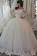 Off the Shoulder Long Sleeve Ball Gown Wedding Dress With Appliques Lace
