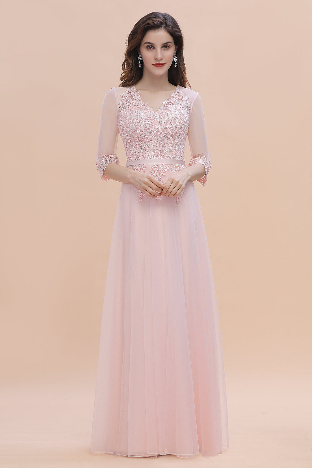 Romantic Long Sleeves V-neck Wedding Guest Dress Lace Appliques A-Line Bridesmaid Dress