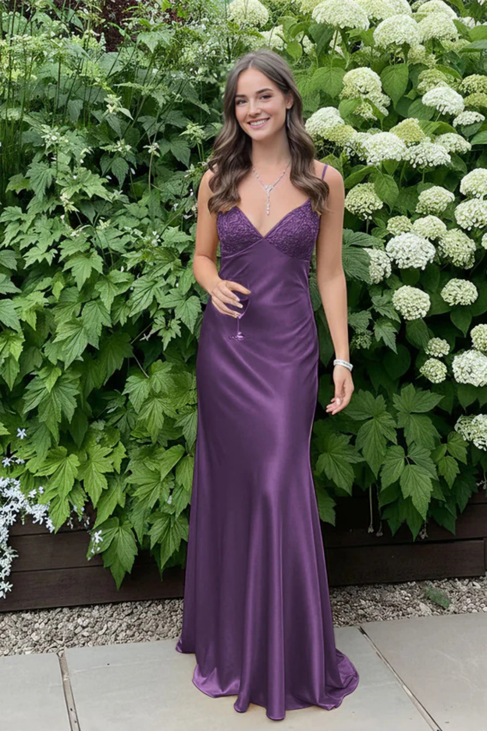 Simple Spaghetti Straps V-neck Sheath Satin Prom Dress