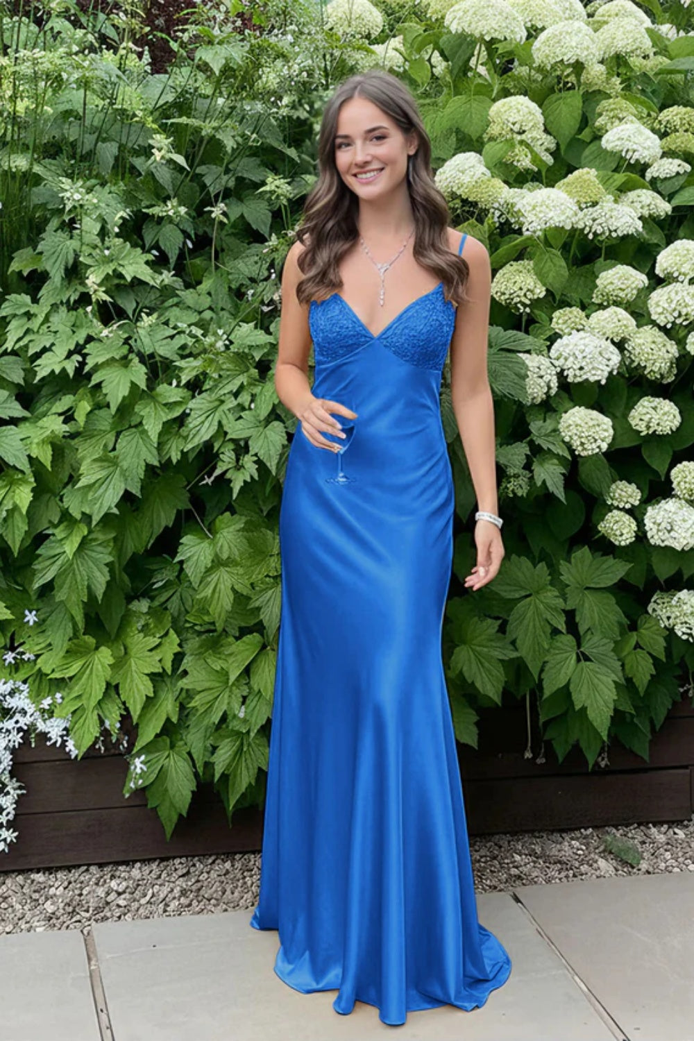 Simple Spaghetti Straps V-neck Sheath Satin Prom Dress