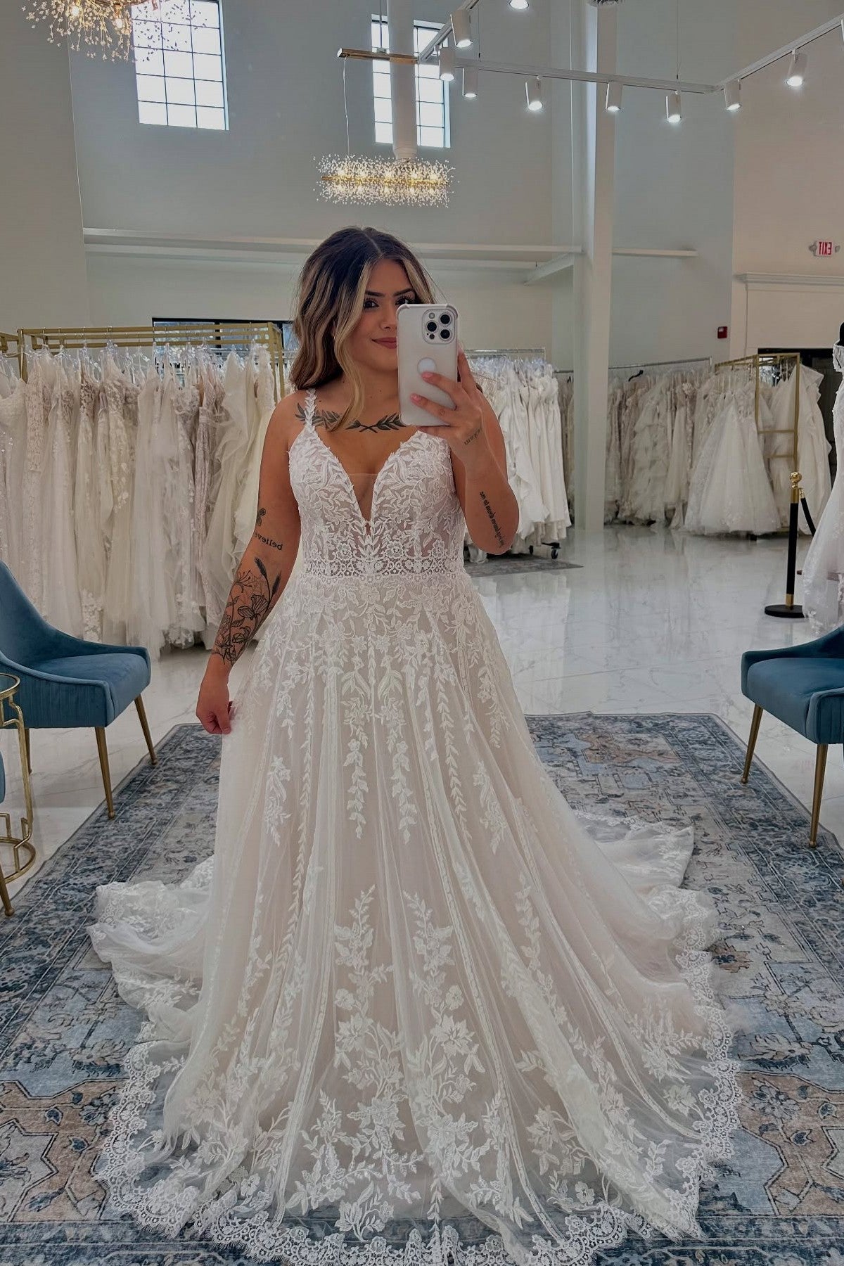 Long A-line V-neck Spaghetti Straps Tulle Appliques Lace Backless Wedding Dresses