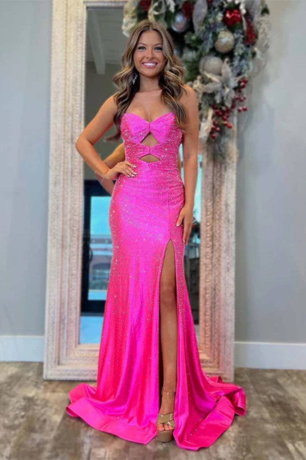 Cute Sweetheart Mermaid Sequined Prom Dress with Keyhole