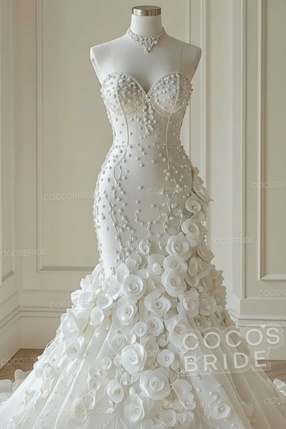 Elegant Strapless Sweetheart Mermaid Wedding Dress with Flowers