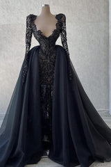 Long Black Ball Gown V-neck Satin Lace Prom Dresses with Sleeves