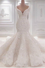 Gorgeous Long V-neck Appliques Lace Ruffles Floor Length Mermaid Wedding Dress