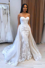Long Sweetheart A-line Appliques Lace Floor Length Tulle Wedding Dress